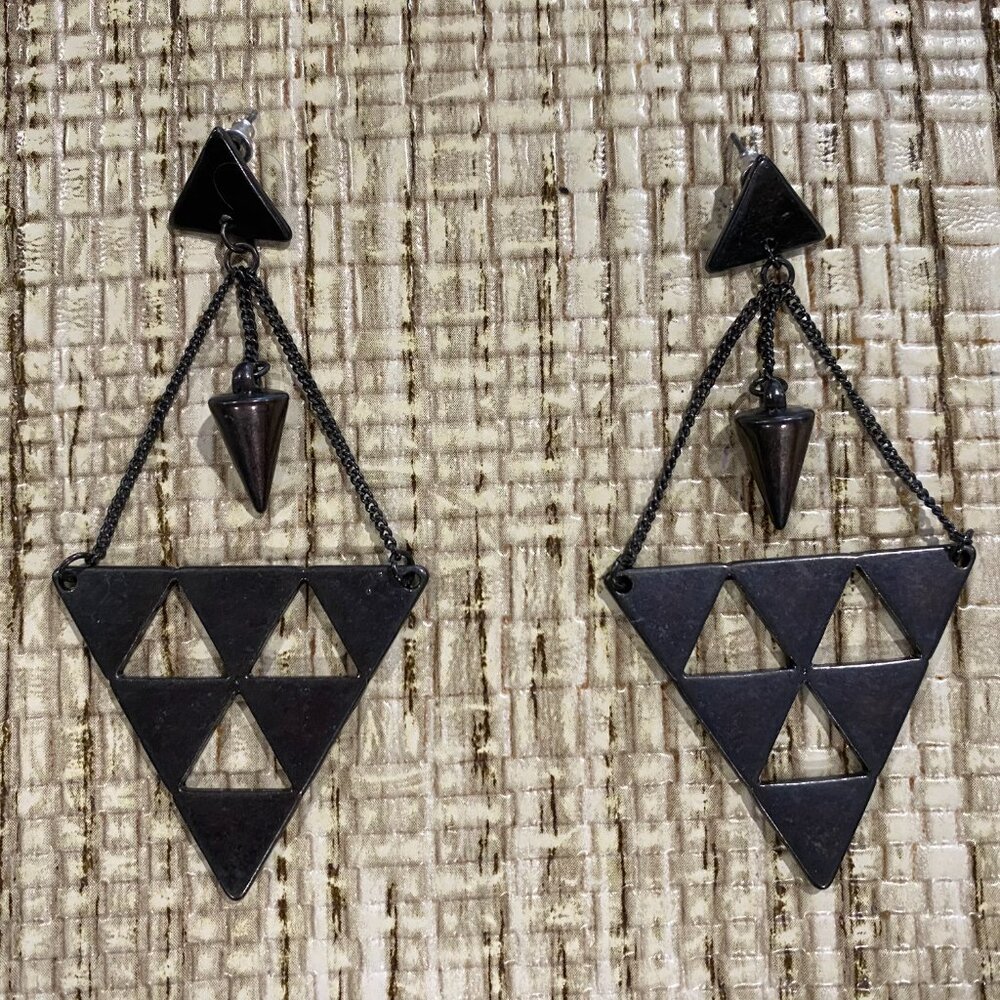 Gunmetal Dangle Geometric Futurism Industrial Modernist Steampunk Earrings 3,5"